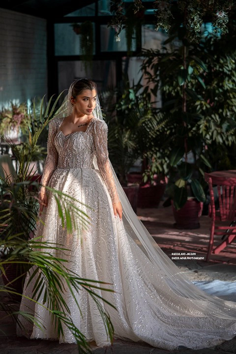 about clothing rental image