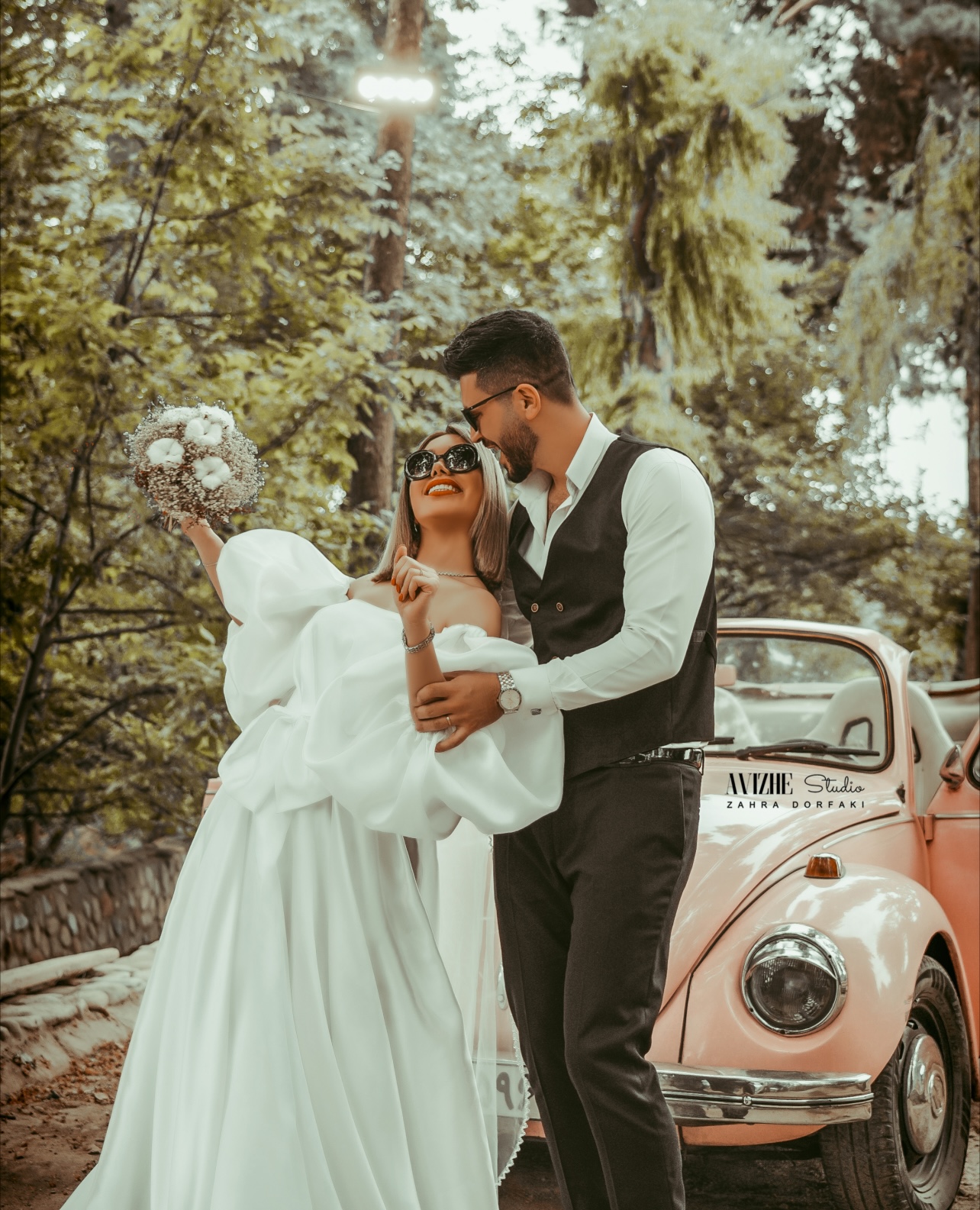 Wedding dress number 3 Image